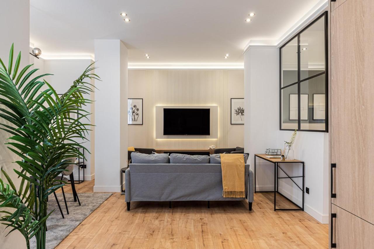 Exyca Embajadores Apartment มาดริด ภายนอก รูปภาพ