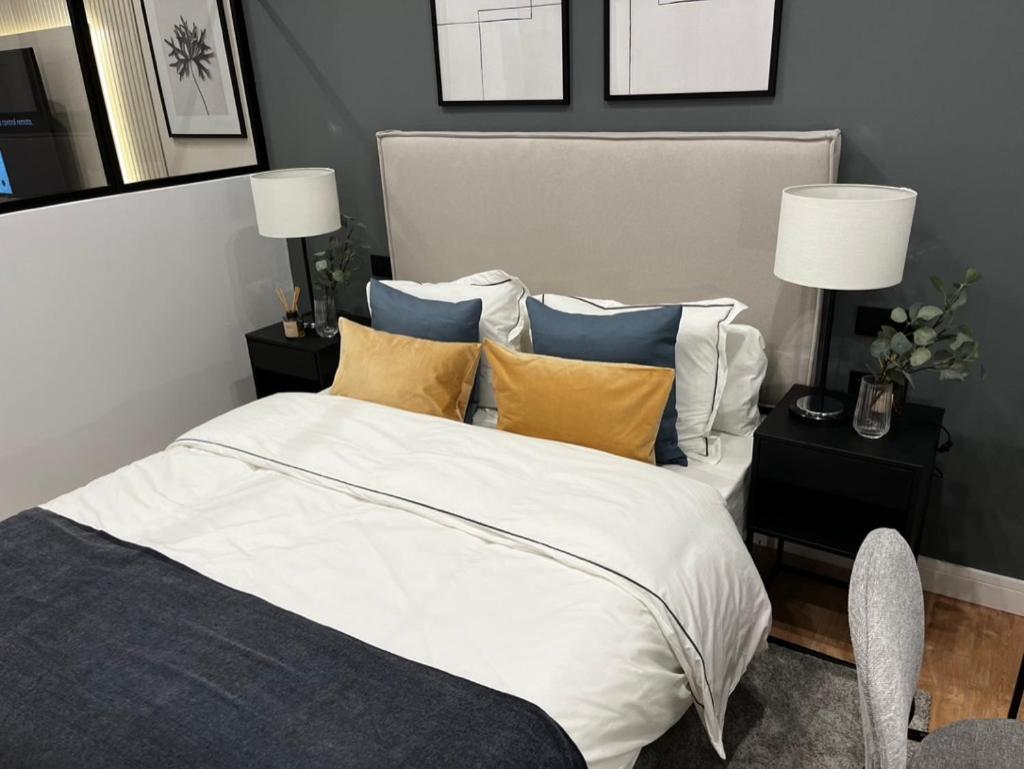 Exyca Embajadores Apartment มาดริด ภายนอก รูปภาพ