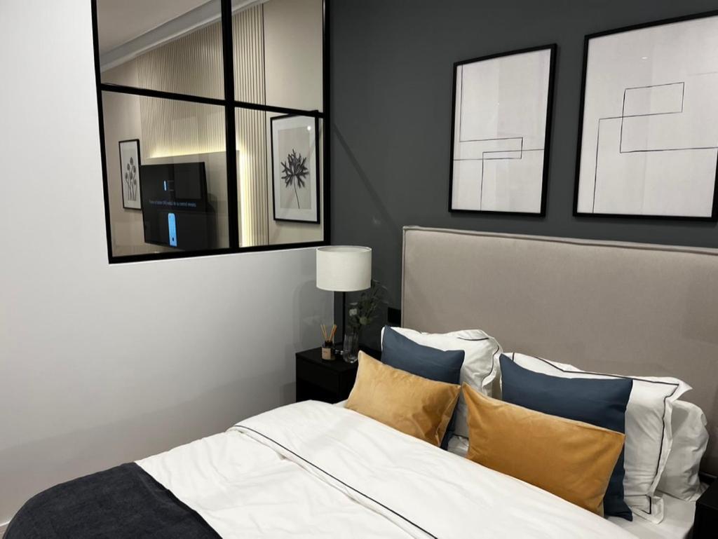 Exyca Embajadores Apartment มาดริด ภายนอก รูปภาพ